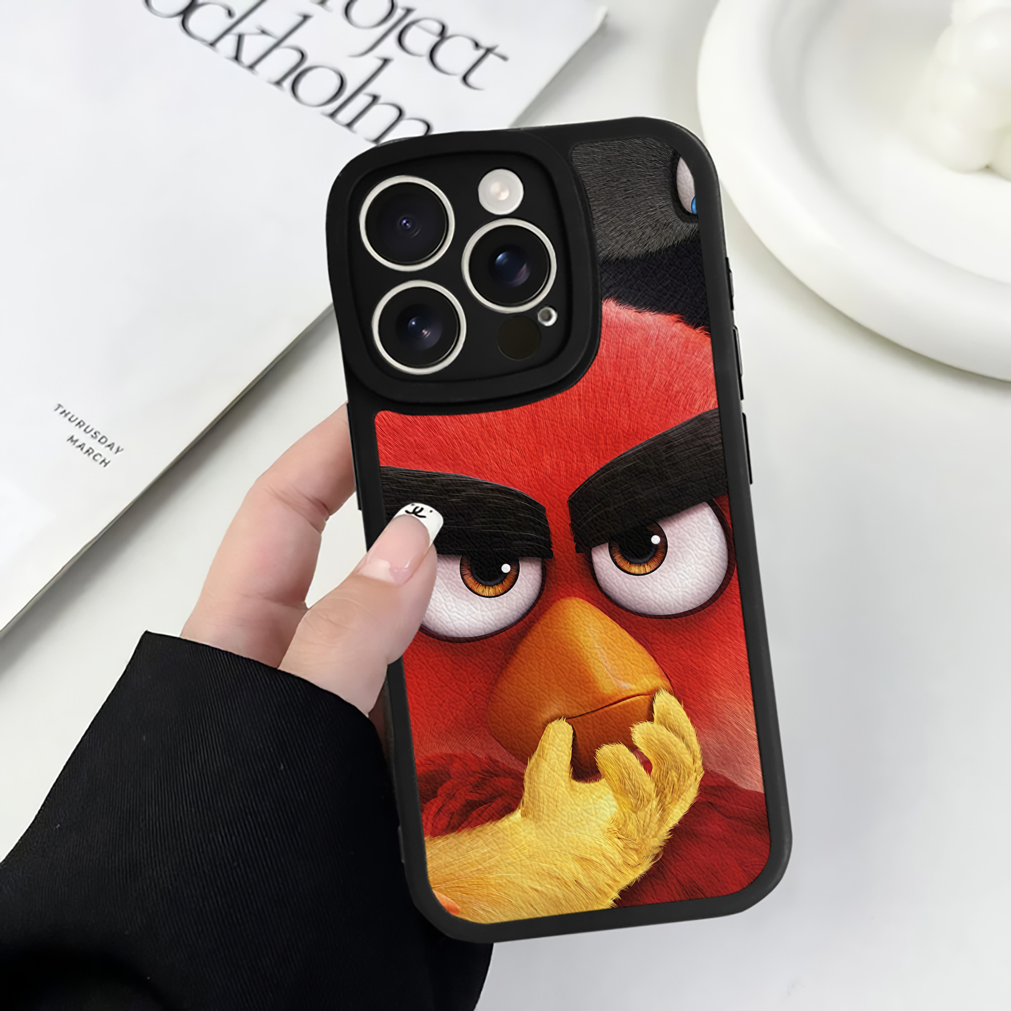 （画像用） Angry Birds アングリーバード 【iPhone 16シリーズ対応】シリコンスマホケース（レザー調） 材質：シリコン